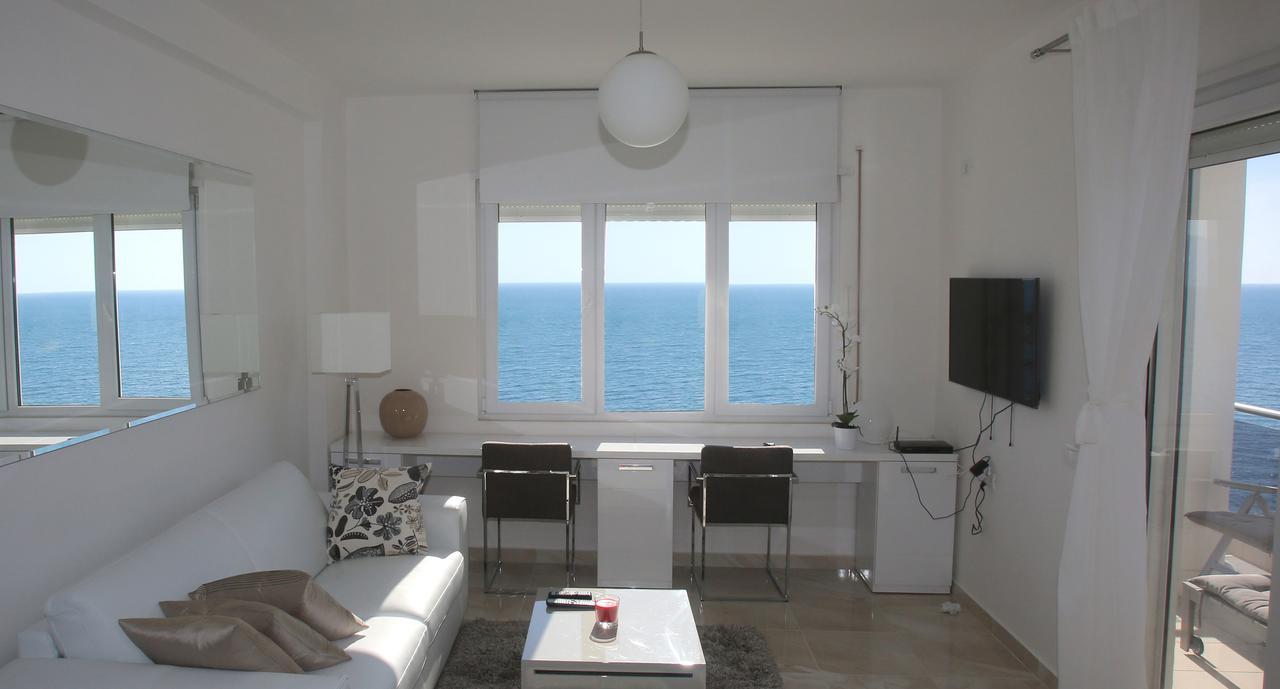 White Residence Luxury Apartments Саранде Екстериор снимка