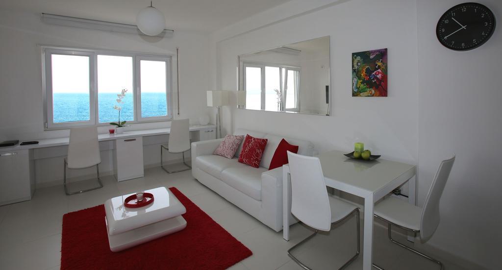 White Residence Luxury Apartments Саранде Екстериор снимка